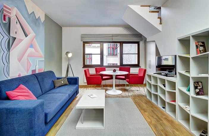 4 Arts Suites