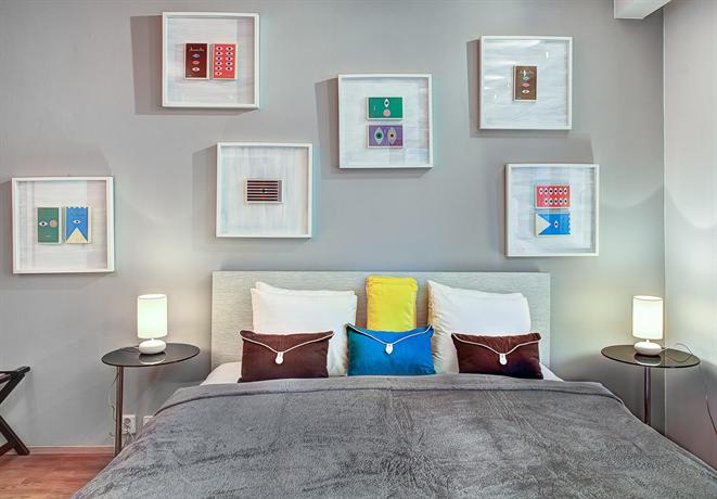 4 Arts Suites