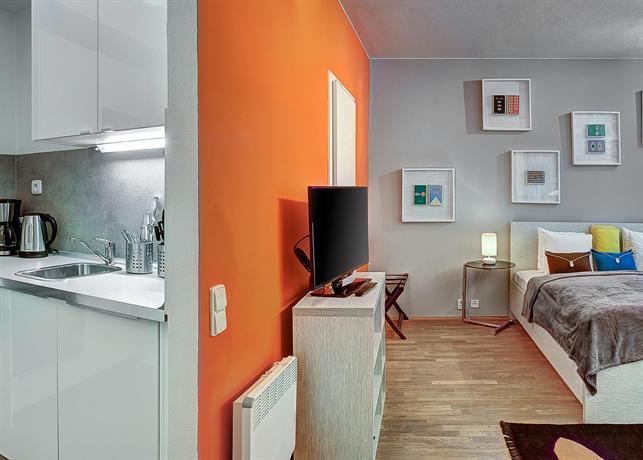 4 Arts Suites