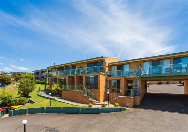 Panoramic Townhouses by Lisa