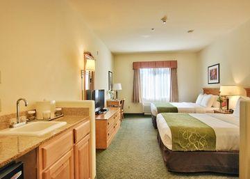 Comfort Suites Marysville Compare Deals