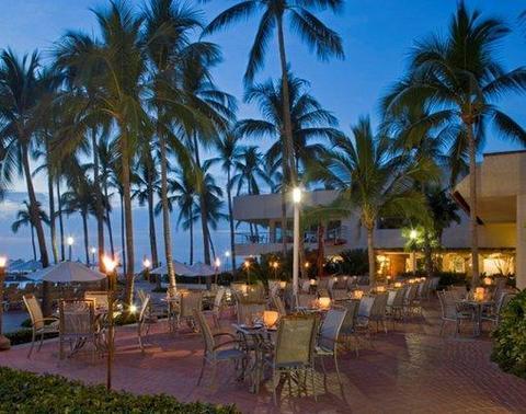 Sheraton Buganvillas Resort & Convention Center