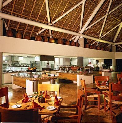 Sheraton Buganvillas Resort & Convention Center