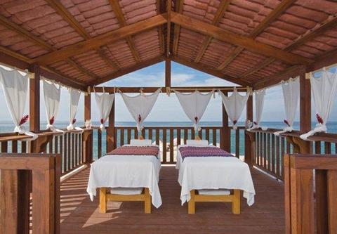 Sheraton Buganvillas Resort & Convention Center
