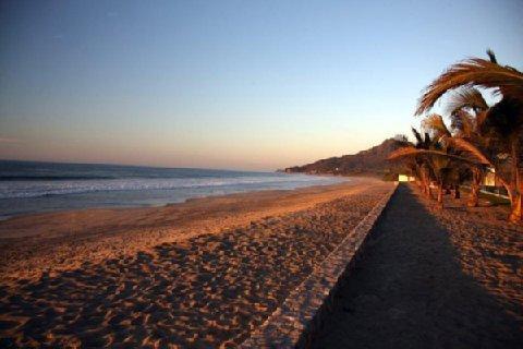 La Tranquila Breath Taking Resort