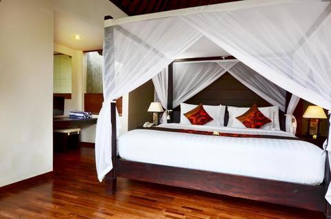 The Khayangan Dreams Villas