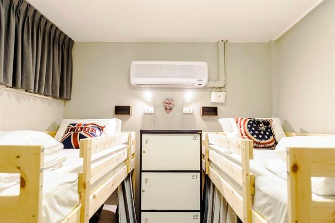 I-Sleep Silom Hostel