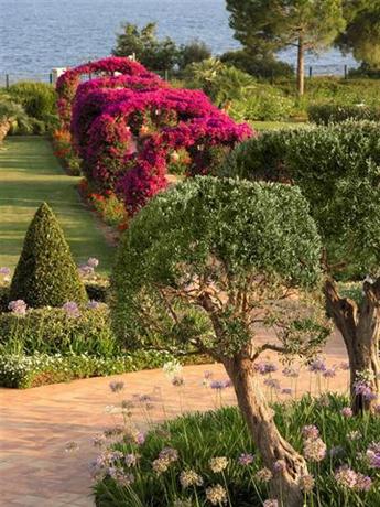 The St Regis Mardavall Mallorca Resort