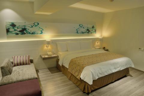 Sol de Oro Hotel & Suites
