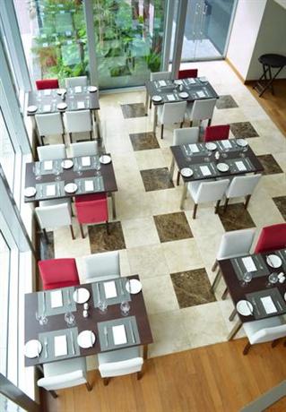 Sol de Oro Hotel & Suites