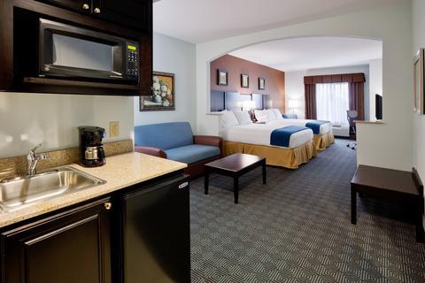 Holiday Inn Express Hotel & Suites Warminster-Horsham