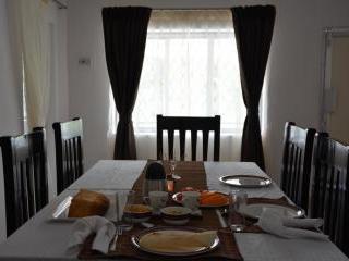 Windthistle Villa