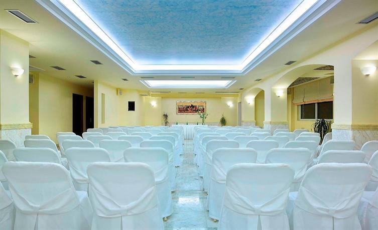 Avantis Suites Hotel