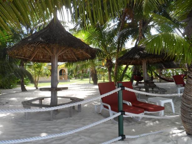 Anse Kerlan Beach Chalets