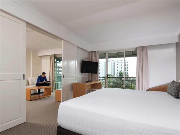 Novotel Cairns Oasis Resort