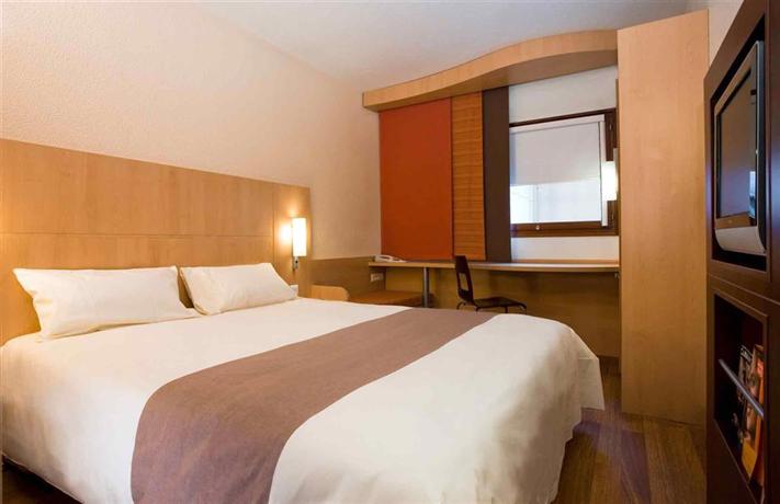 Ibis Shanghai Jinshajiang Road