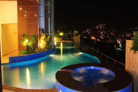 Crown Regency Hotel & Towers