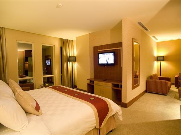 Swiss-Belhotel Maleosan Manado