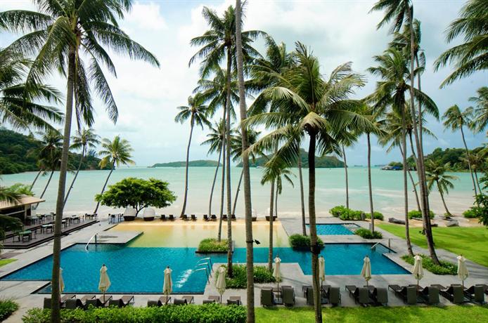 Crowne Plaza Phuket Panwa Beach