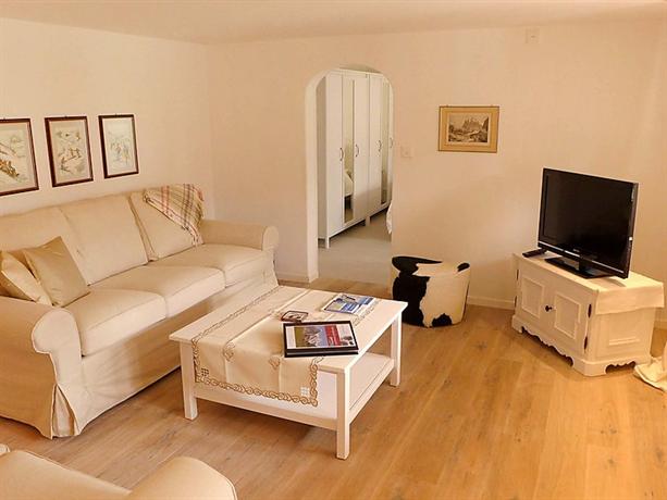 Interhome - Chalet Jrene