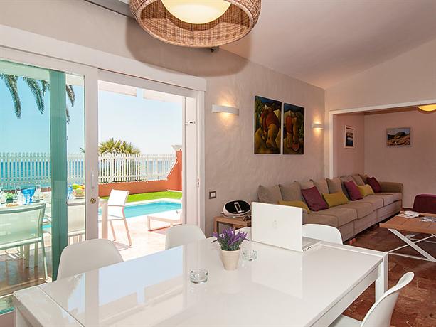 Deluxe Villa at the Beach Front