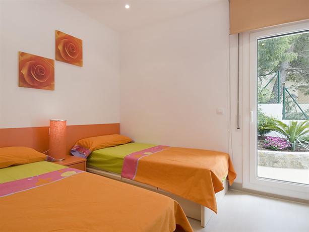 Interhome - C Foix No 1
