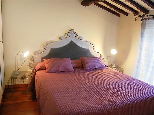 Interhome - Campo de' Fiori Bright