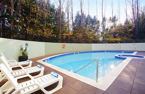 Crowne Plaza Canberra