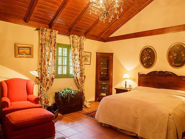 Villa Cloty
