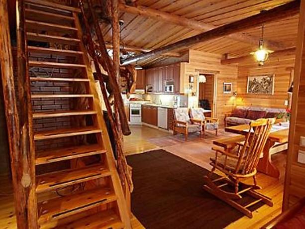 Holiday Home Huljakka