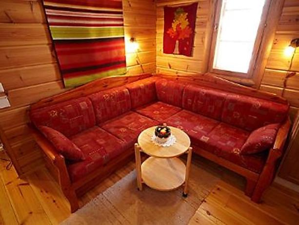 Holiday Home Huljakka