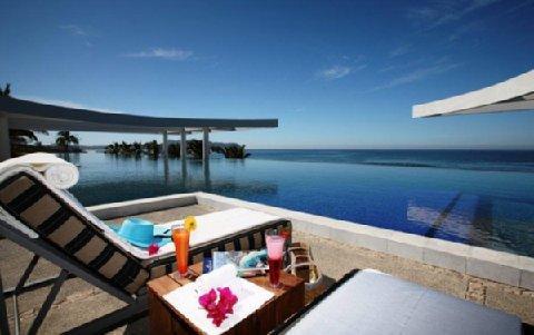 La Tranquila Breath Taking Resort