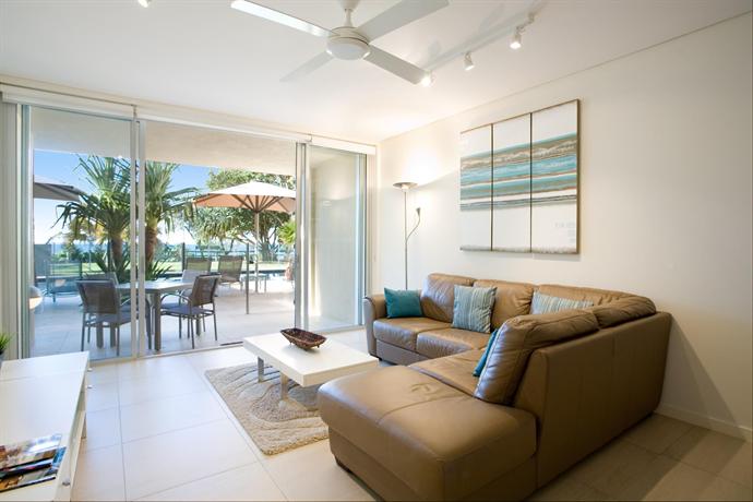 Maison Noosa - Luxury Beachfront Resort