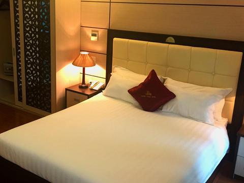 Golden Cyclo Premier Hotel Powered by Fave