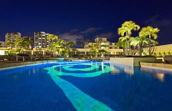 Hilton Waikiki Beach, Honolulu - Compare Deals