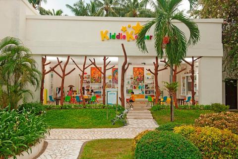 Costabella Tropical Beach Hotel