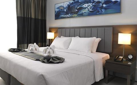 Bayfront Hotel Cebu