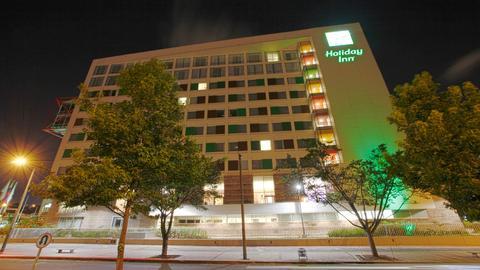 Holiday Inn Bogota Airport Salitre Plaza Centro Comercial Colombia thumbnail