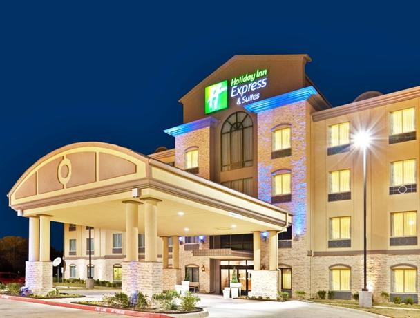 Holiday Inn Express & Suites Dallas Fair Park - dream vacation