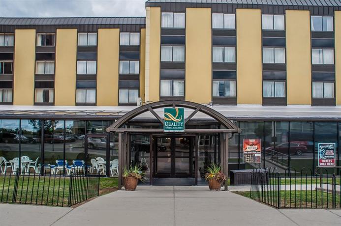 Quality Hotel & Suites Niagara Falls New York - Niagara Falls - 