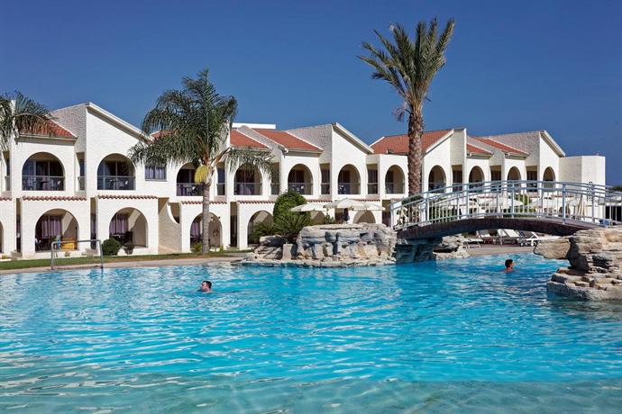 Radisson Beach Resort Larnaca