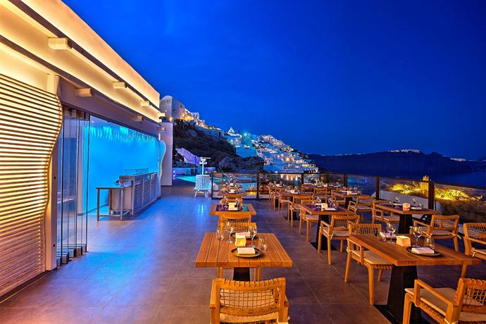 Santorini Secret Suites & Spa