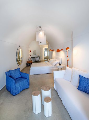 Santorini Secret Suites & Spa