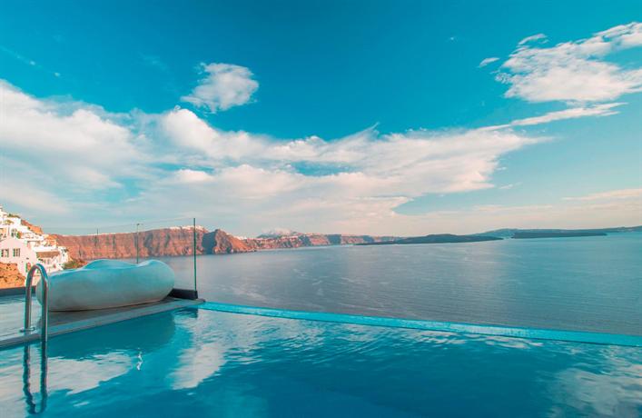 Santorini Secret Suites & Spa