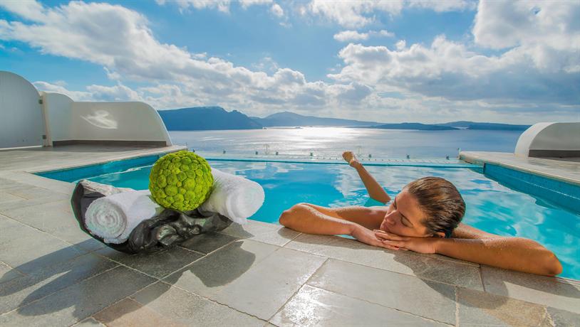 Santorini Secret Suites & Spa