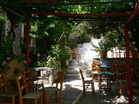Arolithos Traditional Village Hotel