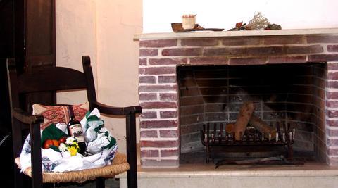 Arolithos Traditional Village Hotel