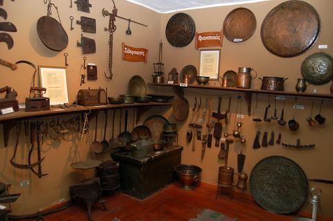 Arolithos Traditional Village Hotel