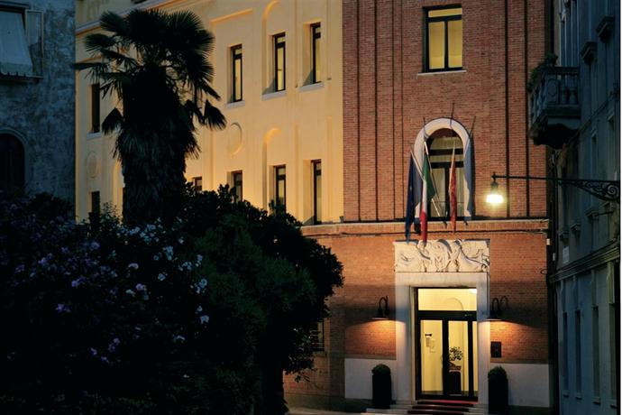 Hotel Sant'Elena Venice