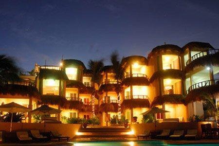 Hotel Playa La Media Luna 이슬라 무헤레스 하버 Mexico thumbnail